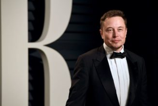 Elon Musk Says Oscars Diversity Is "Messed Up," But He Called It "Woke" Last Year