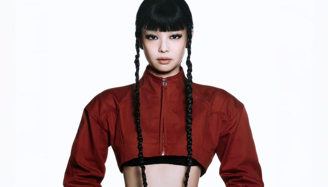 Everyone Wants To Be "Like Jennie" in Electric New Visuals