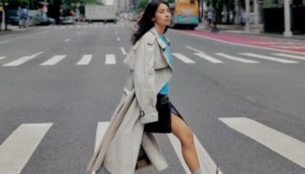 I Have Proof—These Are the Shoes New Yorkers Always Wear With Trench Coats