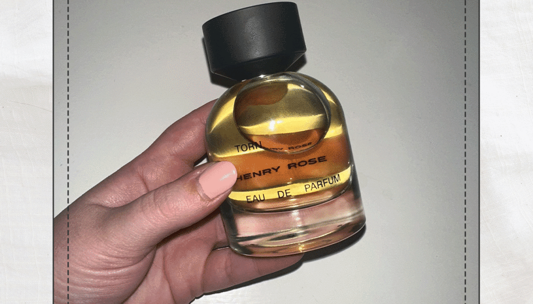 I'm 29, My Sister Is 25, and My Mom Is 62—We All Love This "Divinely Sophisticated" Perfume