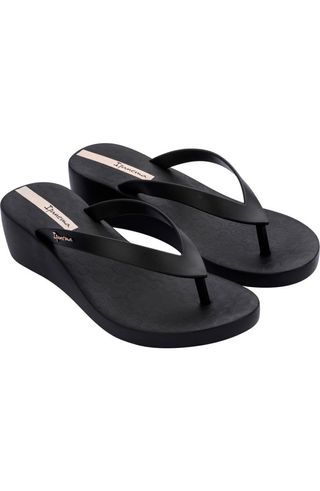 Selfie Wedge Flip Flop