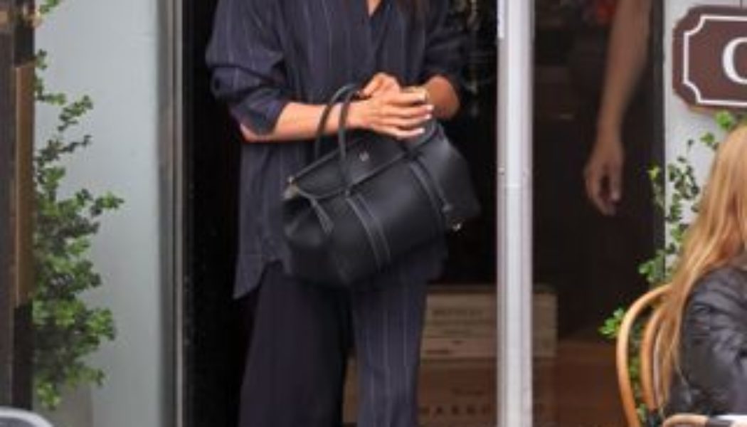 Meghan Markle Just Wore the Handbag Only Rich People Are Talking About