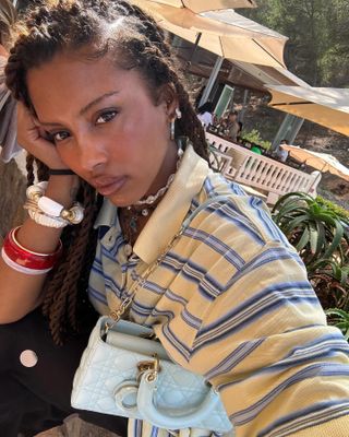 @mv.tiangue with iced chocolate, glossy hair