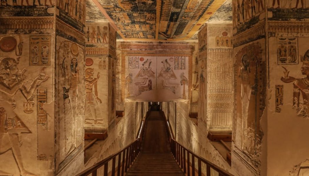 Researchers Find First Royal Tombs in 100 Years