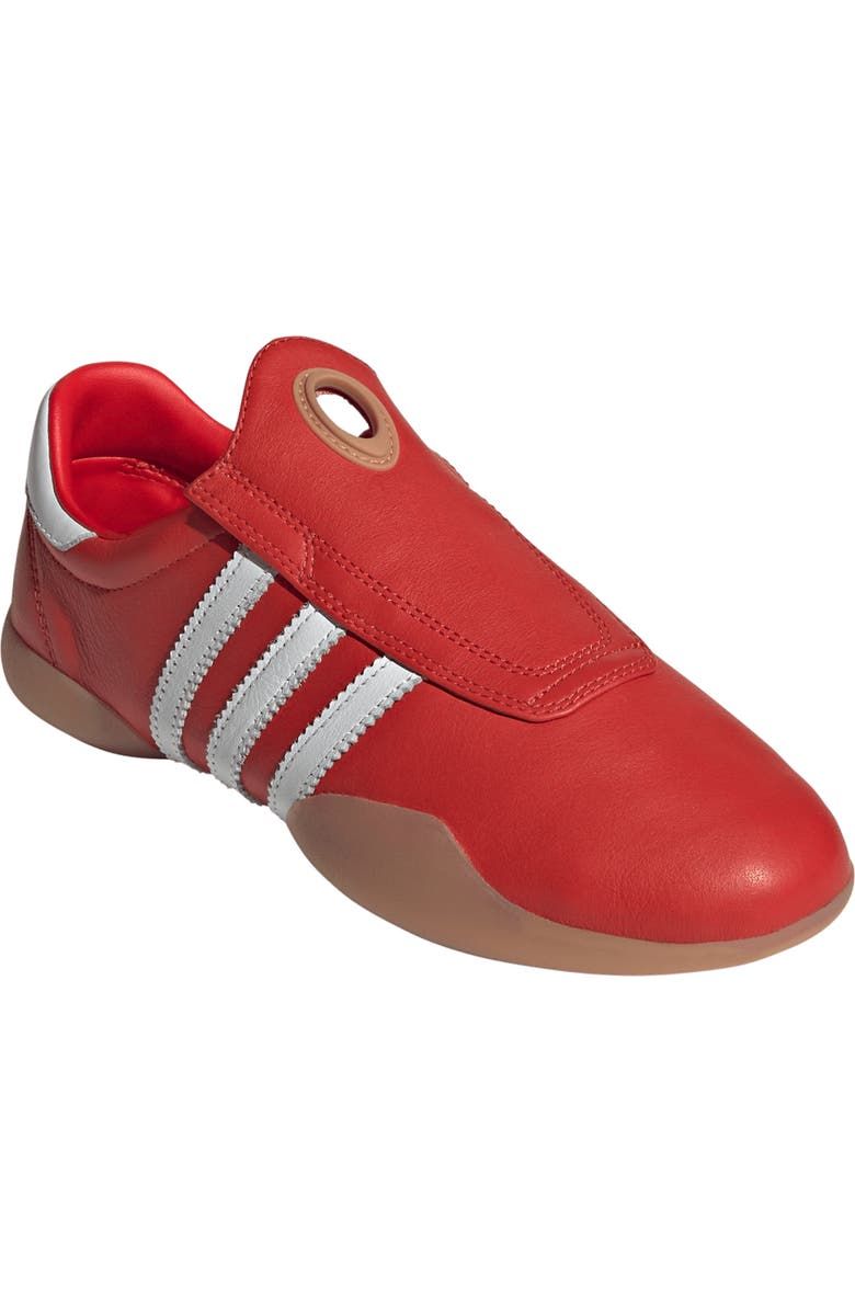 Fall/winter 2025 runway