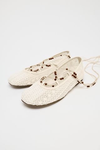 Crochet Ballerinas With Beads