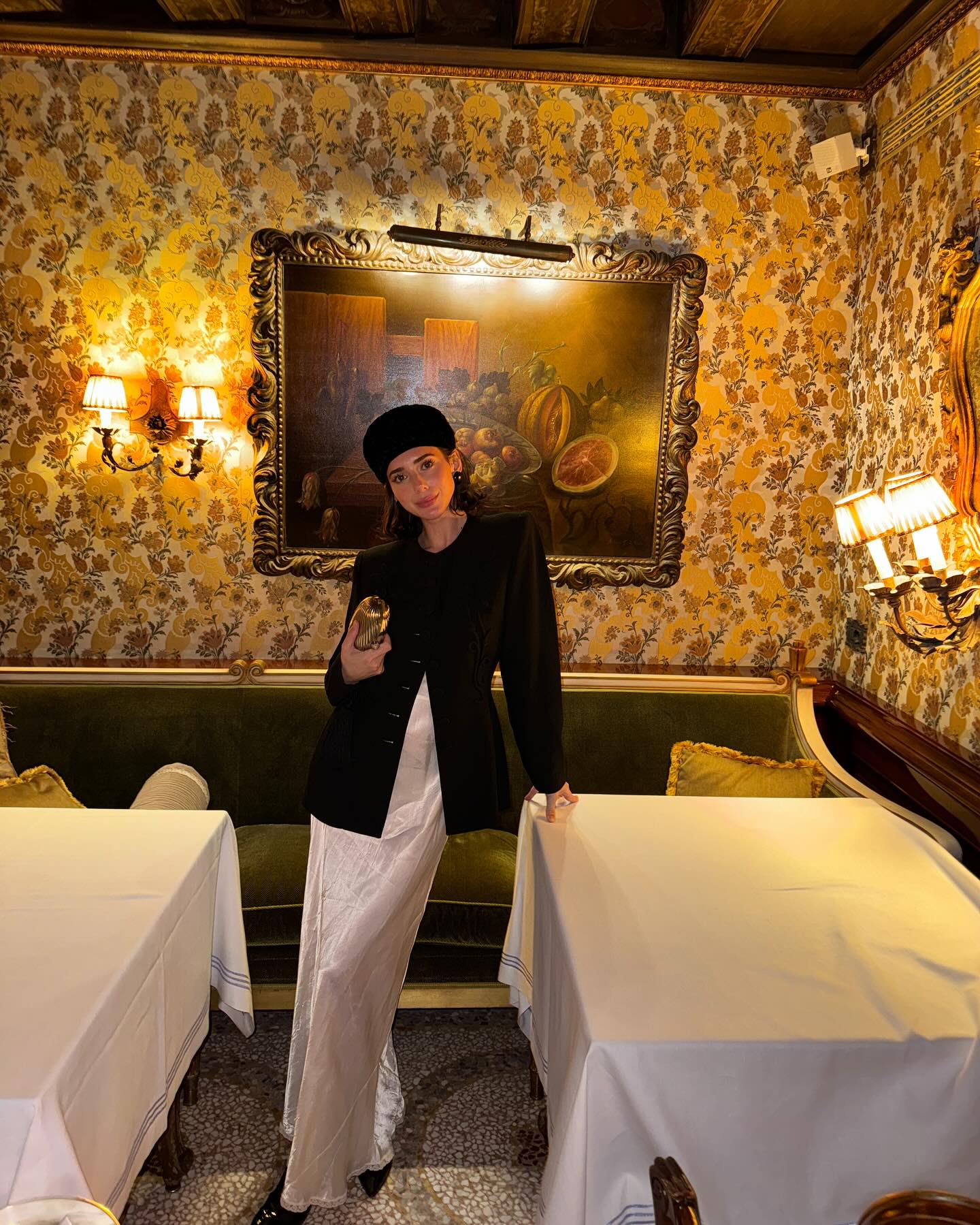 amah modek in venice italy