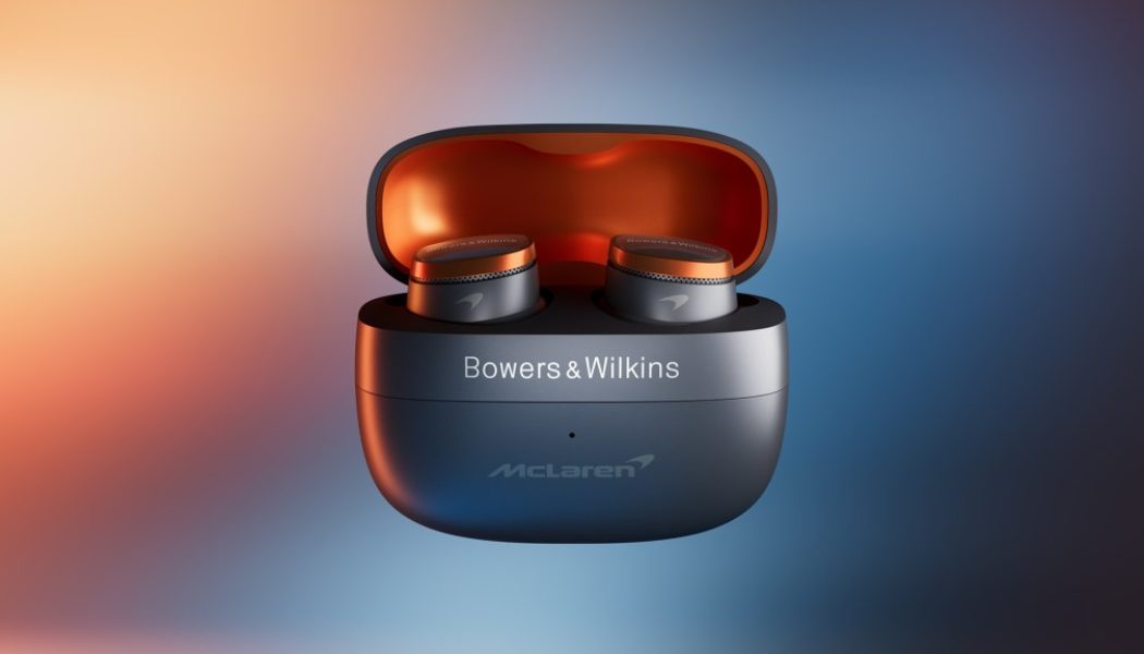 Bowers & Wilkins Releases New Pi8 McLaren Edition Headphones