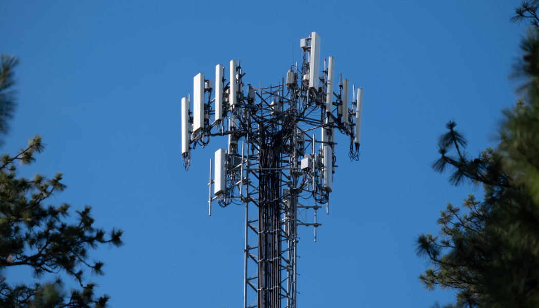 Cops can’t do cell tower mass surveillance ‘dumps,’ court rules