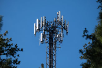 Cops can’t do cell tower mass surveillance ‘dumps,’ court rules