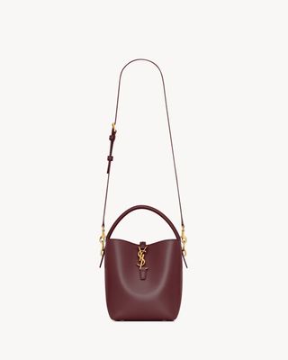 Women's Le 37 Small in Shiny Leather in Rouge Cabernet