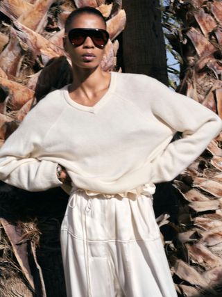 soft goat, Oversized V-Neck