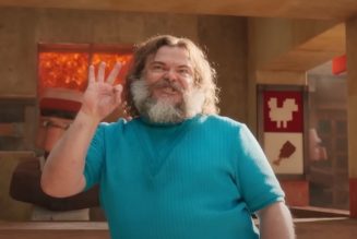 Jack Black's Minecraft Song "Steve's Lava Chicken" Sets Billboard Record for Shortest Hit