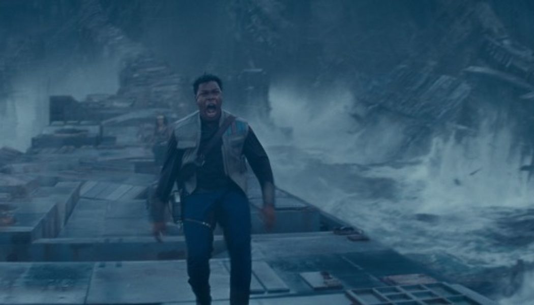 John Boyega Rips "Star Wars" Toxic Fans In Interview