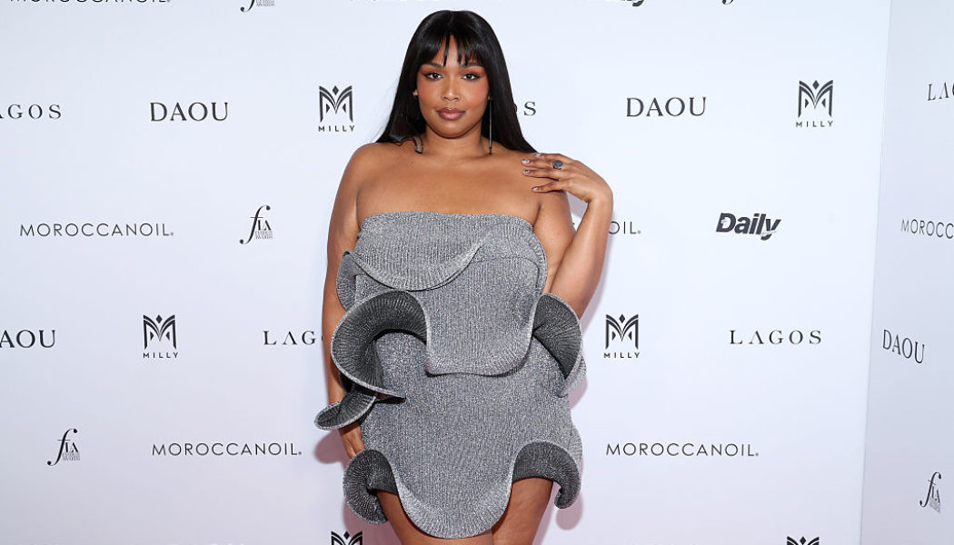 Lizzo Reveals How She Lost Weight And Overcame Anxiety