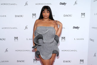 Lizzo Reveals How She Lost Weight And Overcame Anxiety