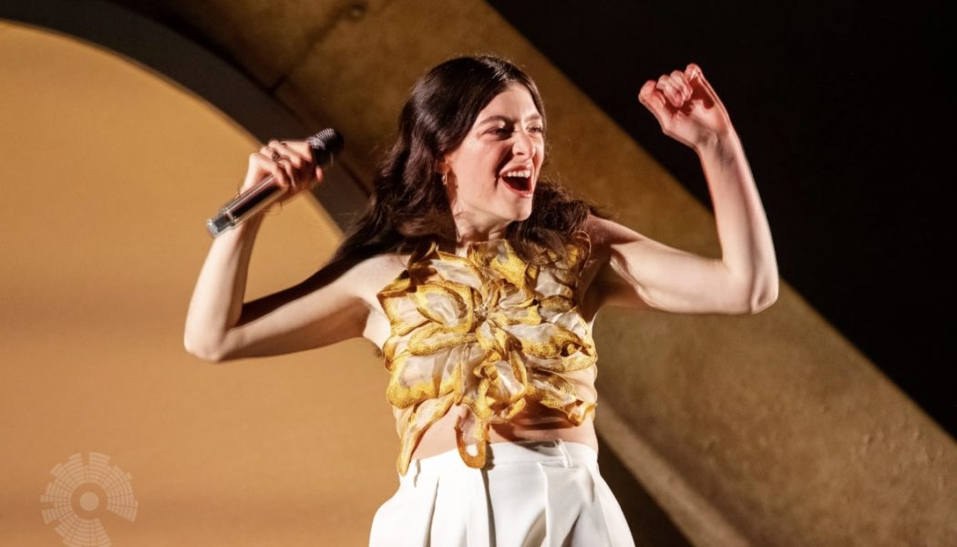 Lorde announces comeback single "What Was That"