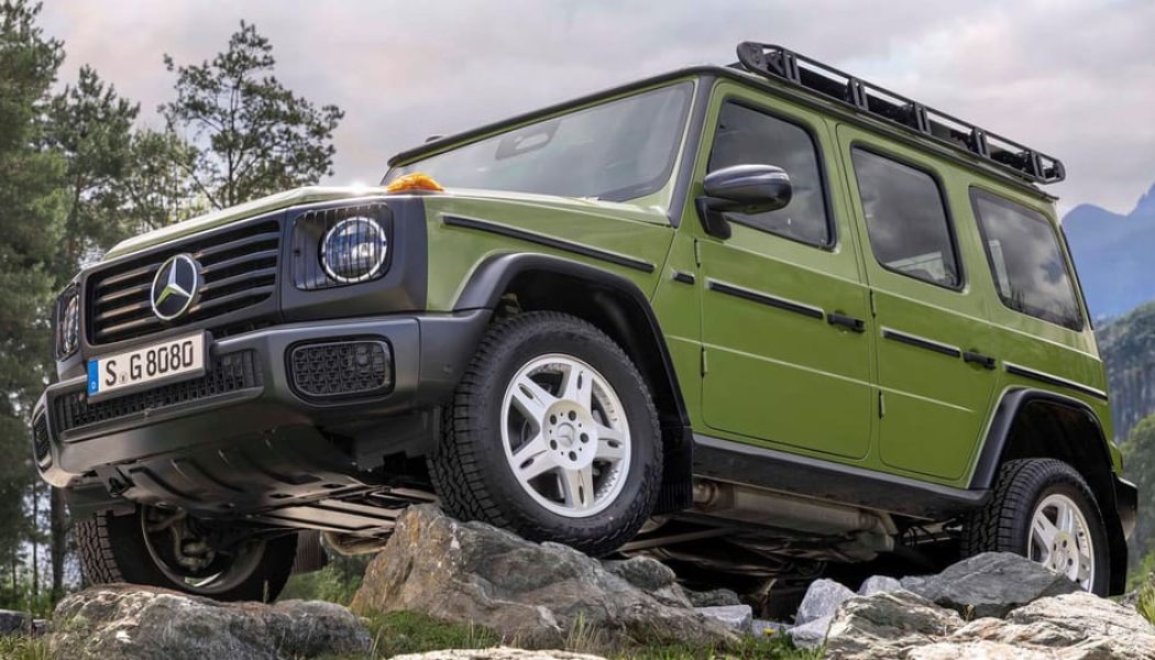 Mercedes-Benz Goes Retro With the G-Class Edition STRONGER THAN THE 1980s