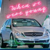 Mercedes-Benz Rewinds to the '90s With 'Youngtimer' Exhibition