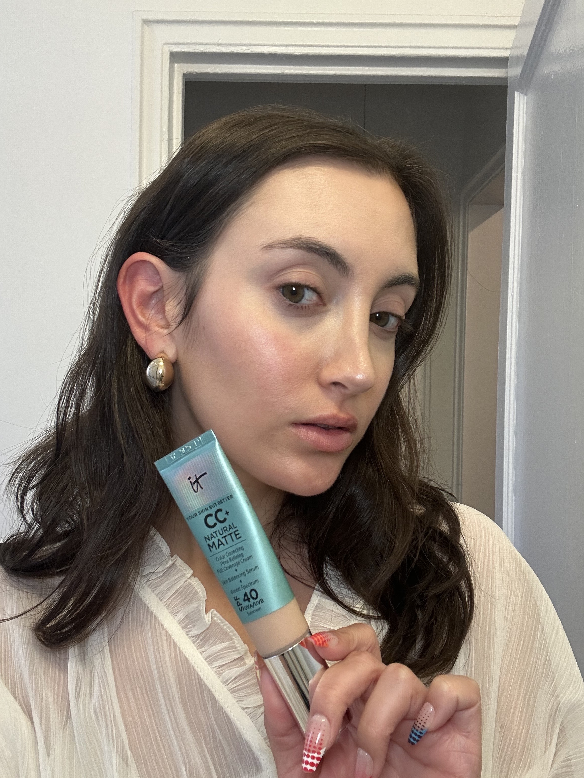 Alyssa Brascia wearing the IT Cosmetics CC+ Cream.