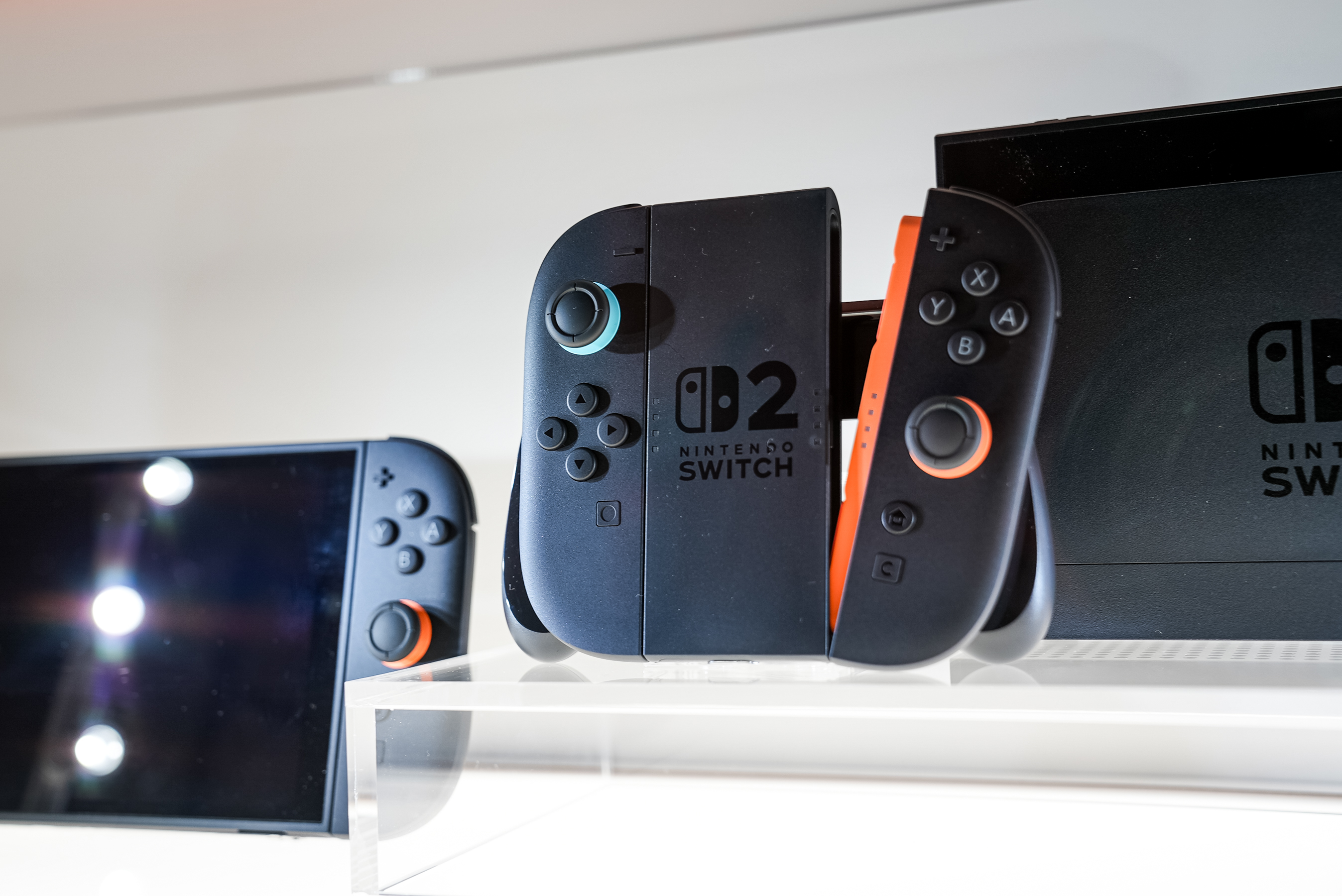 257672_switch_2_OGrove_0004