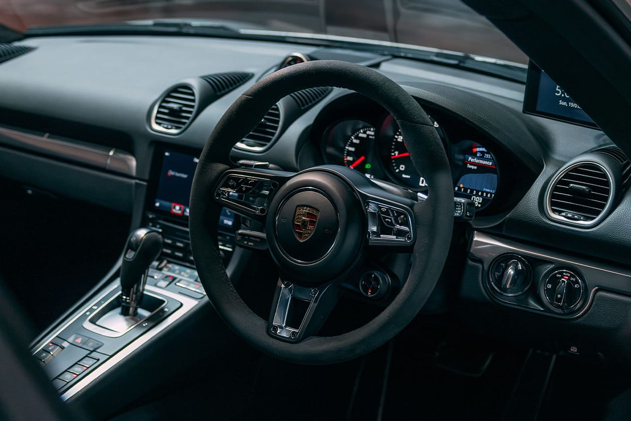 2025 Porsche 718 Cayman GTS Hypedrive Test Drive Review