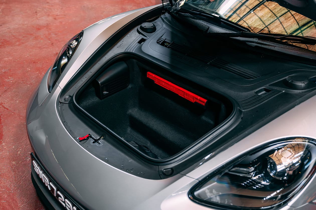 2025 Porsche 718 Cayman GTS Hypedrive Test Drive Review