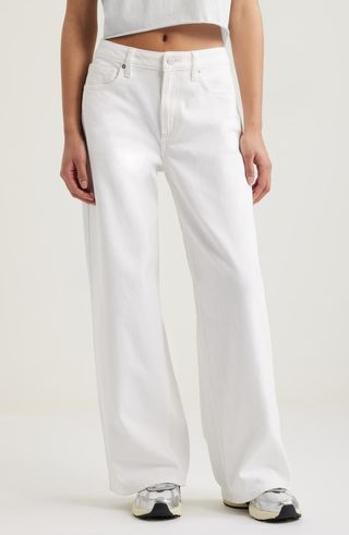 Mid Rise Baggy Jeans