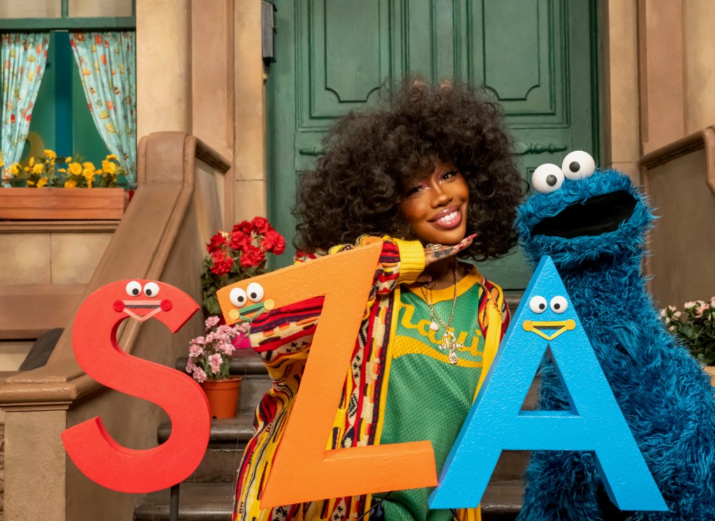 SZA Visits Sesame Street