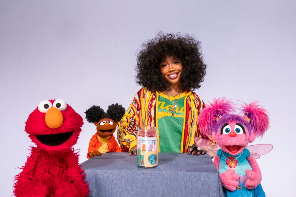 SZA Visits Sesame Street
