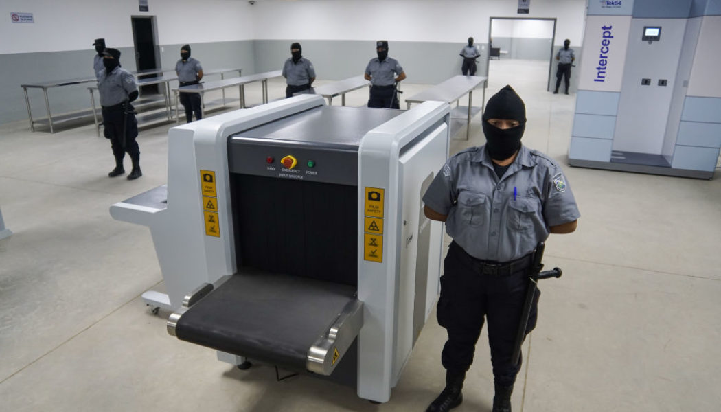 Trump Administration Accidentally Deported Maryland Man To El Salvador, Won't Bring Him Back