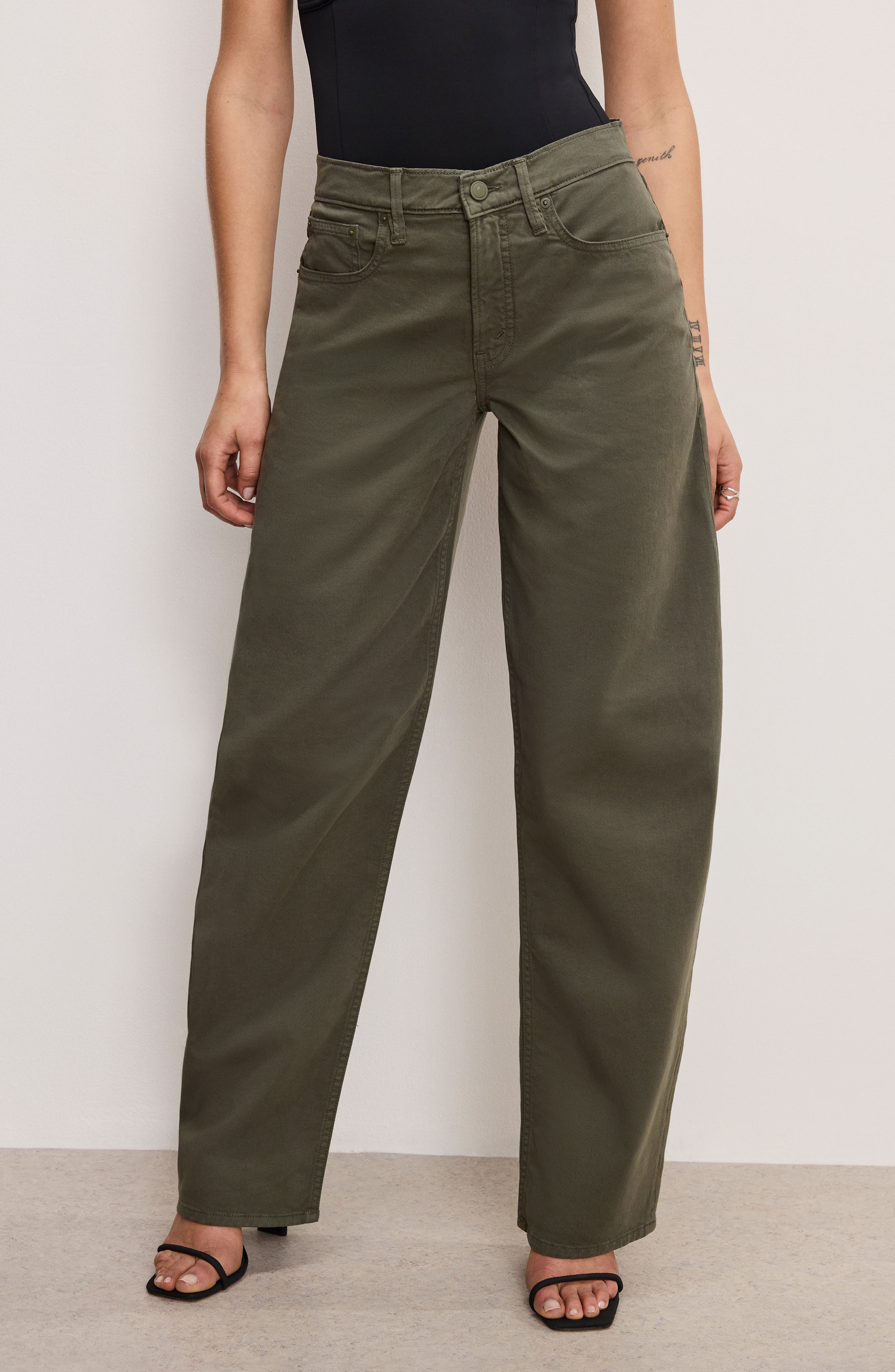 Good American, Good Barrel High Waist Relaxed Barrel Twill Pants