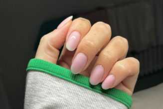 According to Celebrity Manicurists (and Hailey Bieber), “Soft Serve” Nails Are Taking Over Summer 2025