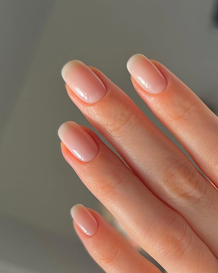 Photo of the soft serve nail trend