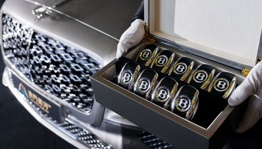 Bentley Delivers Largest Fleet of Bespoke Flying Spurs to Galaxy Macau