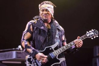 D’Angelo Cancels Comeback Performance at Roots Picnic Due to "Unforeseen" Medical Issue