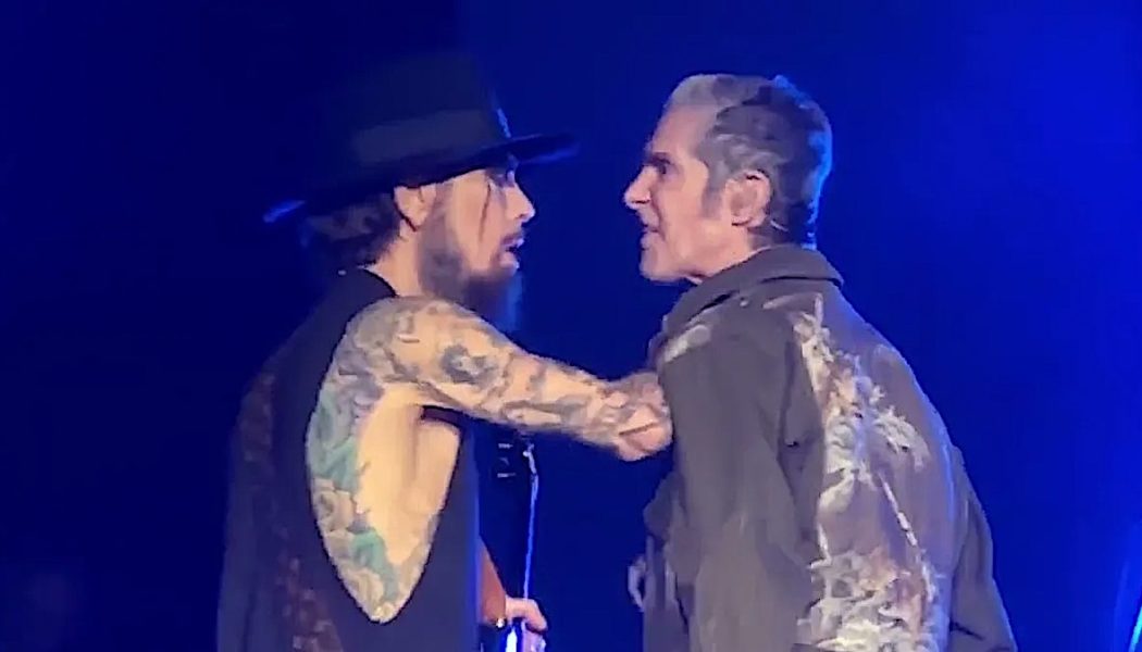 Dave Navarro on Jane's Addiction: "There's no chance to ever play together again"