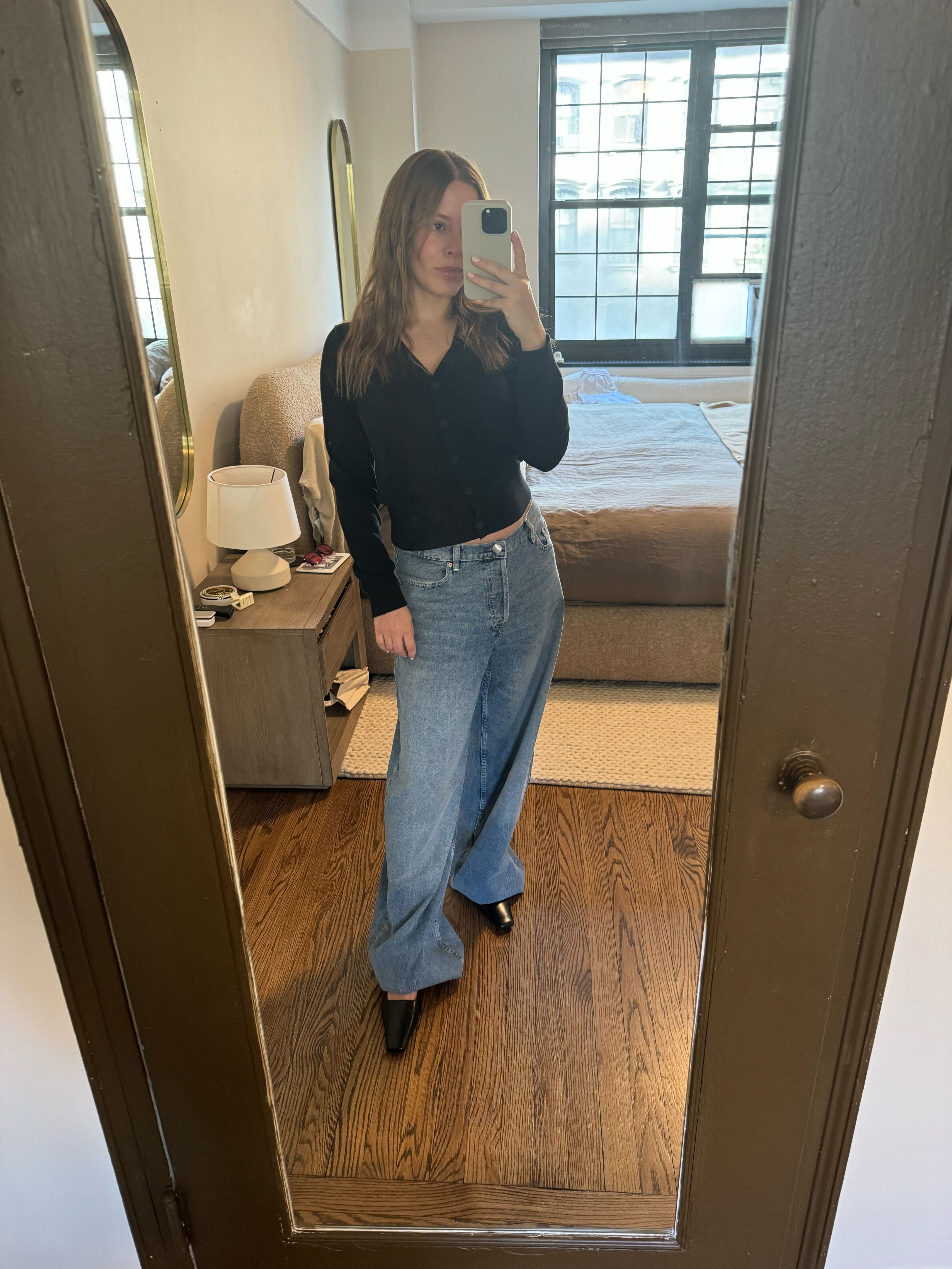 Nikki tries on J.Lo's DL1961 Razi Wide Barrel High Rise Jeans