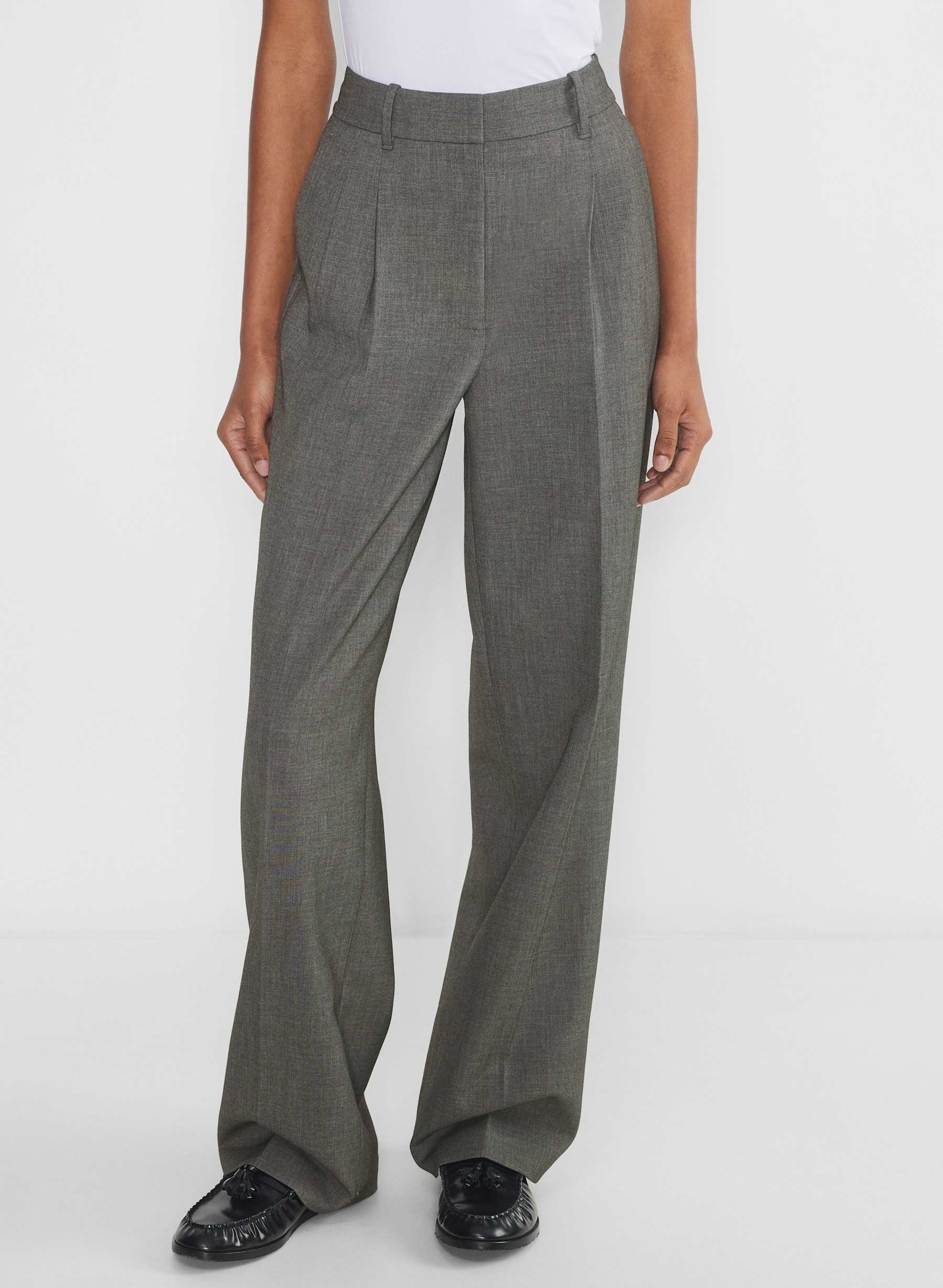 Aritzia, The Effortless Pant