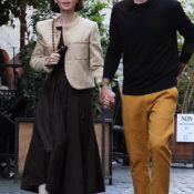 Fashion People In Big Cities Wear This Item to Make Midi Skirts and Sandals Look Fancier