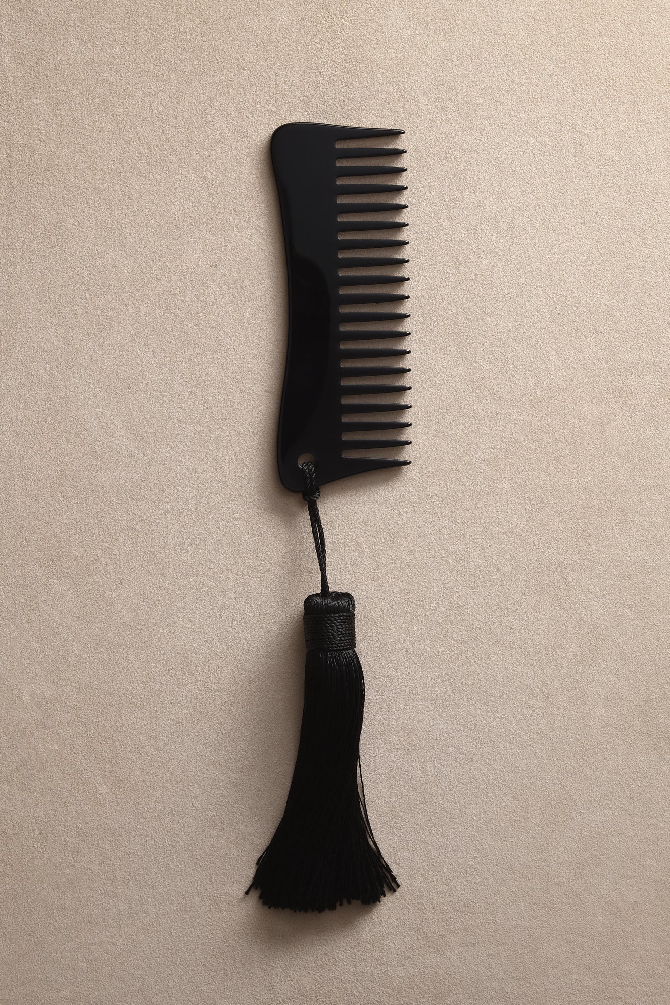 Tassel Comb