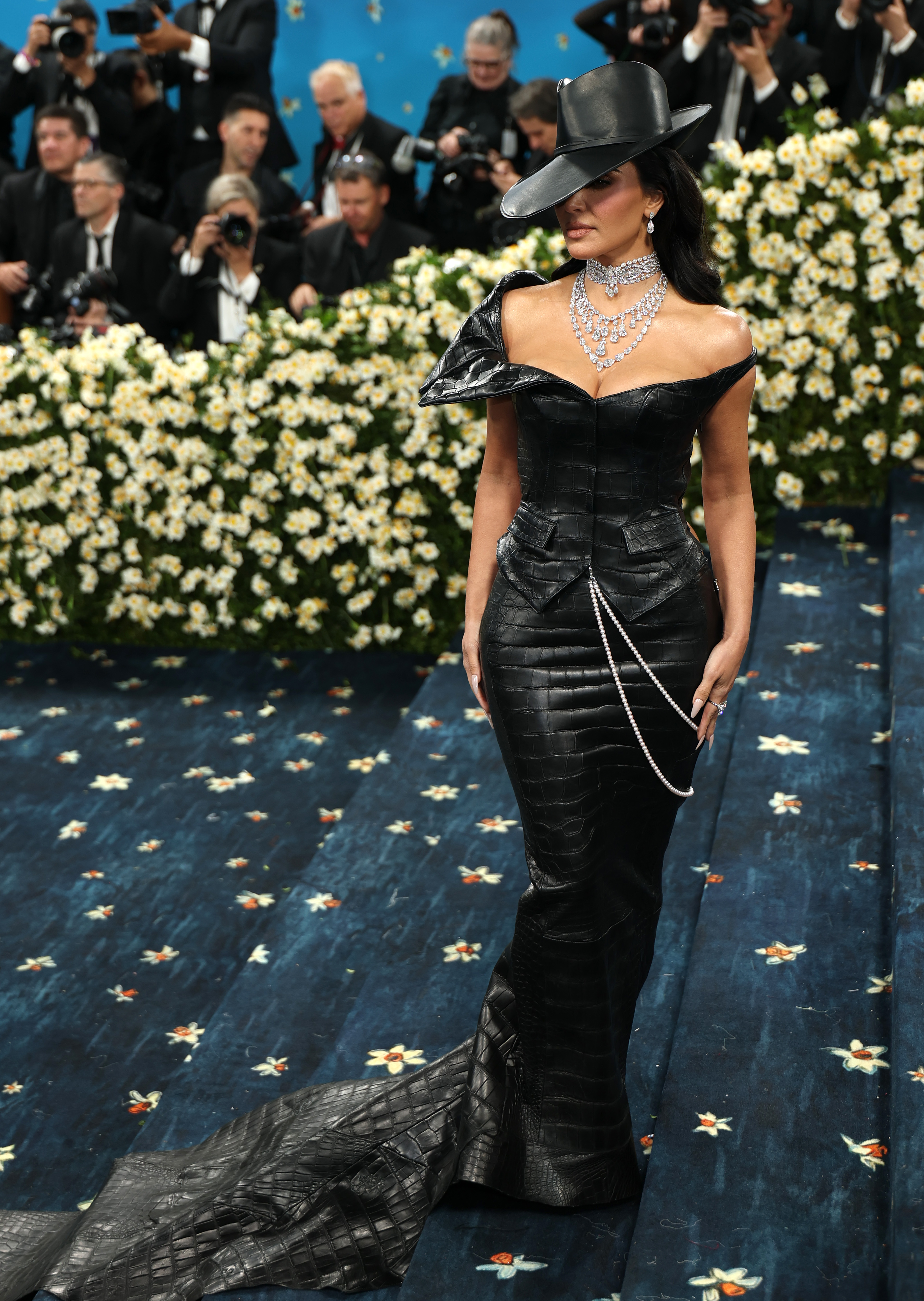kim kardashian at the met gala