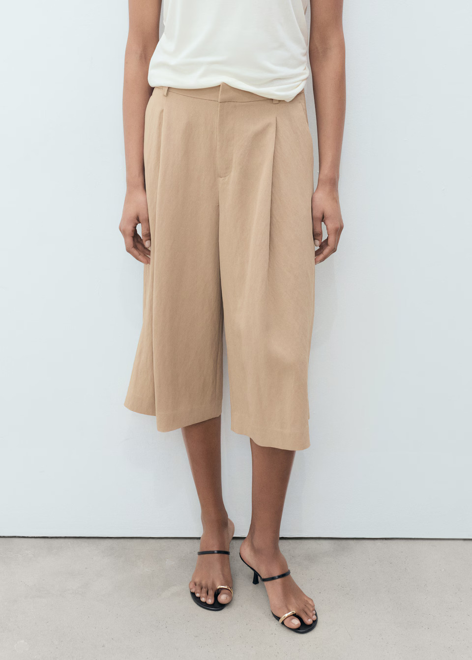 MANGO, Lyocell Pleated Bermuda Shorts - Women | Mango United Kingdom
