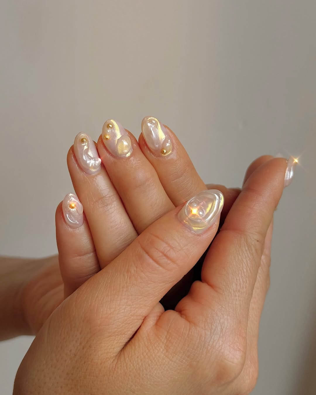 Marine nails trend designs