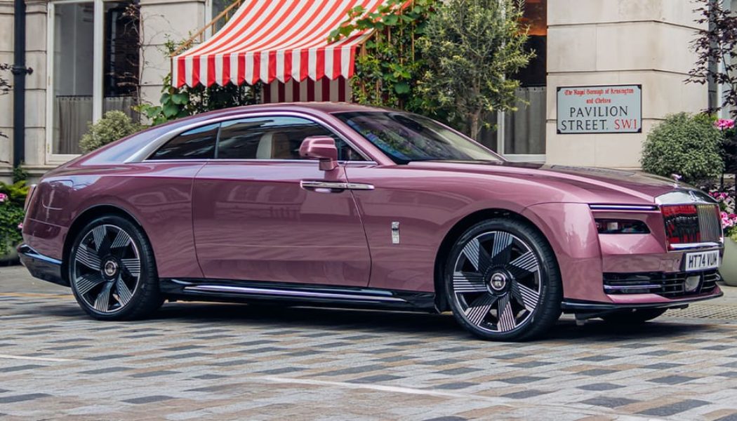 Rolls-Royce Unveils Velvet Orchid Spectre for Chelsea’s Floral Celebration