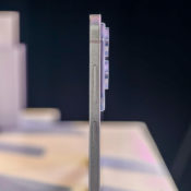 Samsung’s S25 Edge is a thin phone with two big tradeoffs