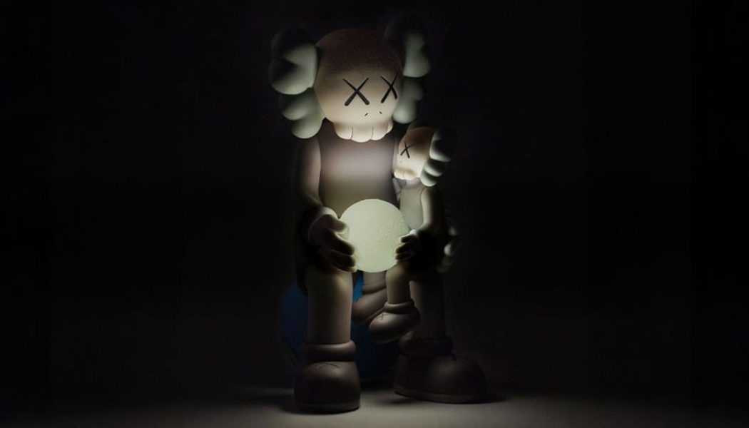 Siwilai Unveils Exclusive Companion Figure for 'KAWS:HOLIDAY THAILAND'