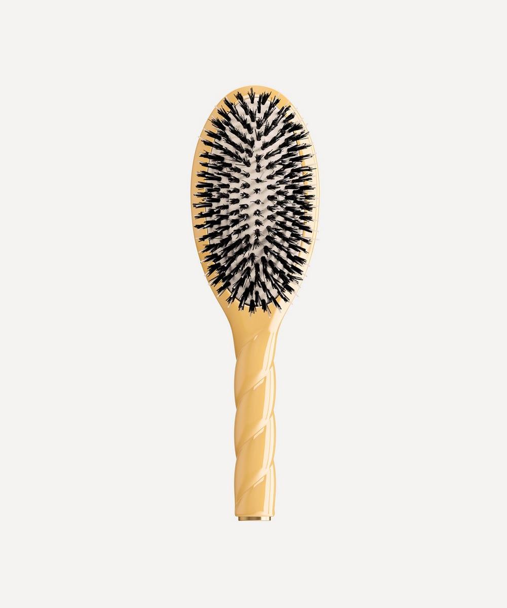 N.02 the Essential All Purpose Brush