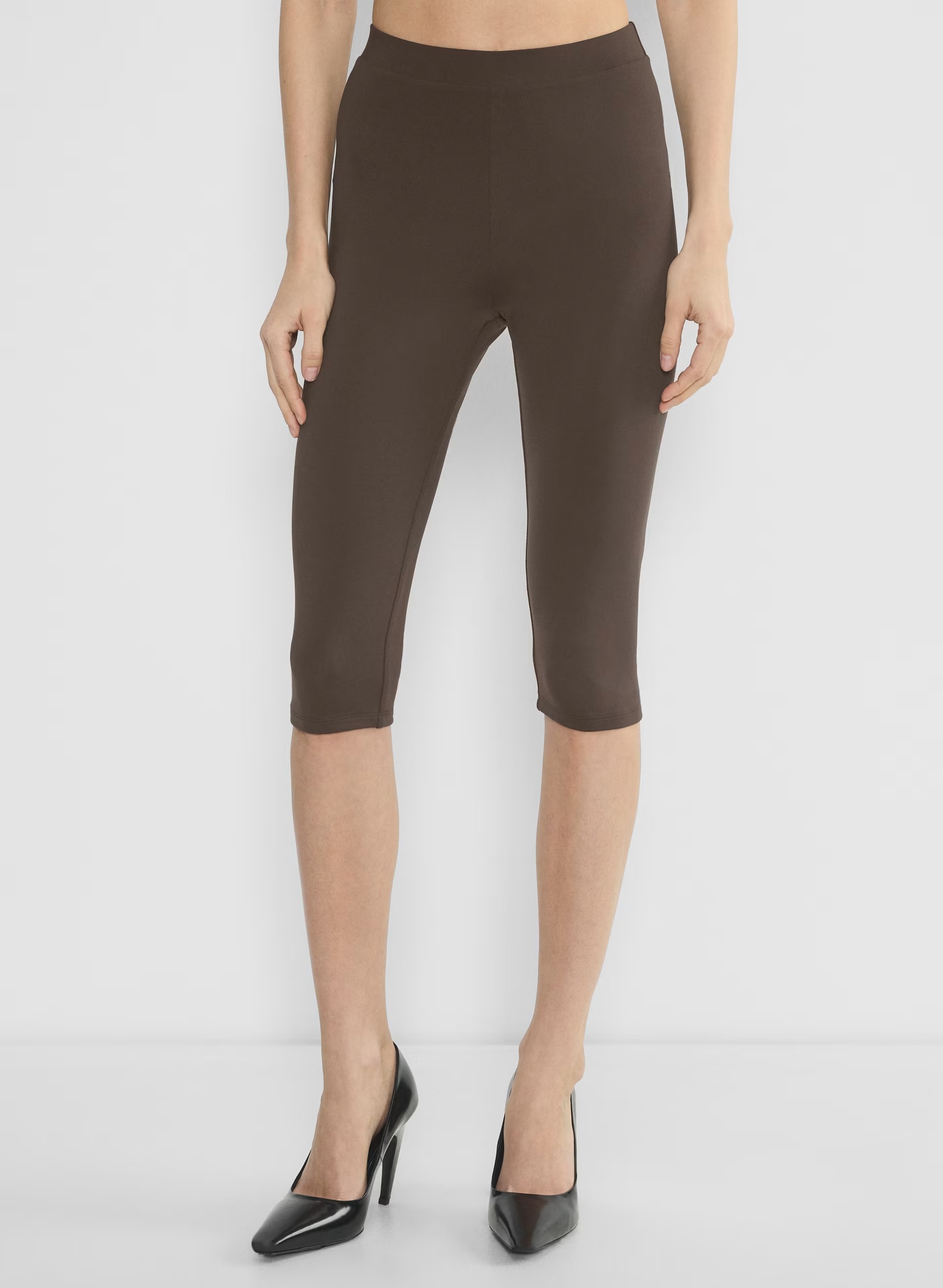 Aritzia, Original Contour Archetype Capris