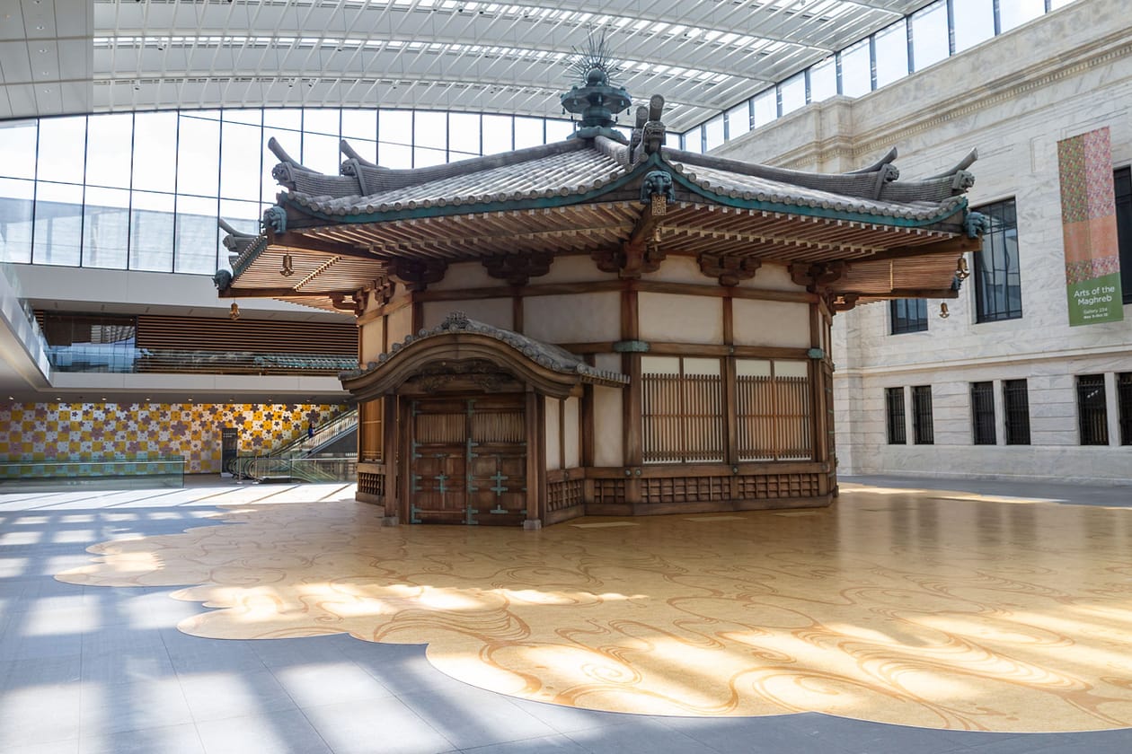 Takashi Murakami Stepping on the Tail of Rainbow Cleveland Museum of Art Information Interview